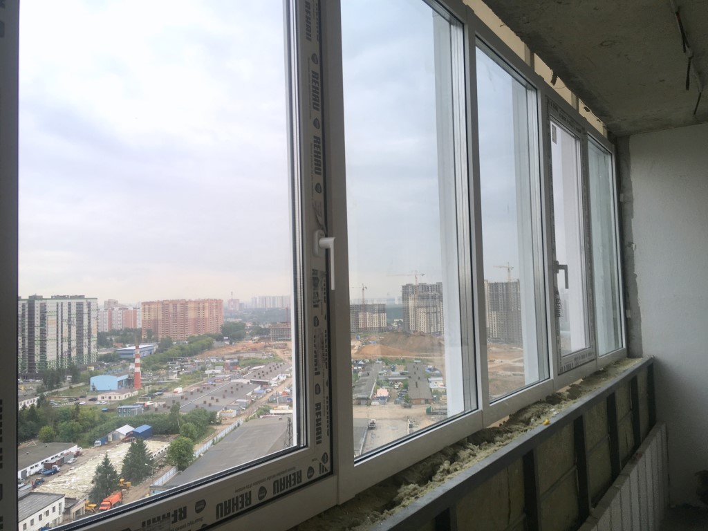 Утепленное витражное остекление, вид изнутри Утепленное витражное остекление, вид изнутри